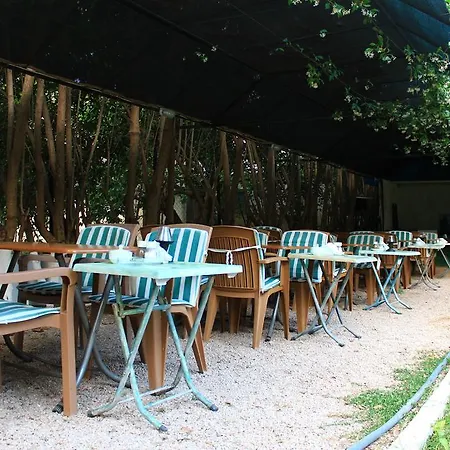 Sirin Bed and Breakfast Φετιγιέ