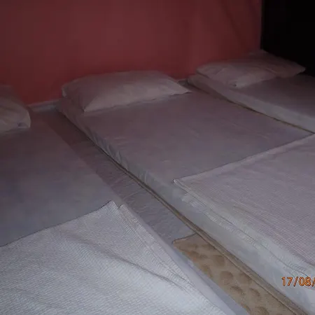 Sirin Bed & Breakfast 2*